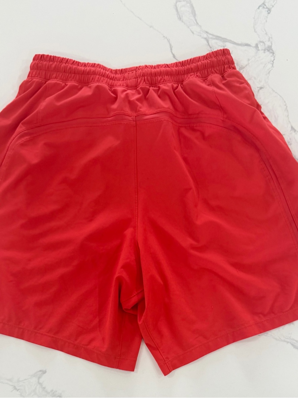 Lululemon Pace Breaker Men's Athletic Shorts Red/Coral Size Medium Mesh Pockets
